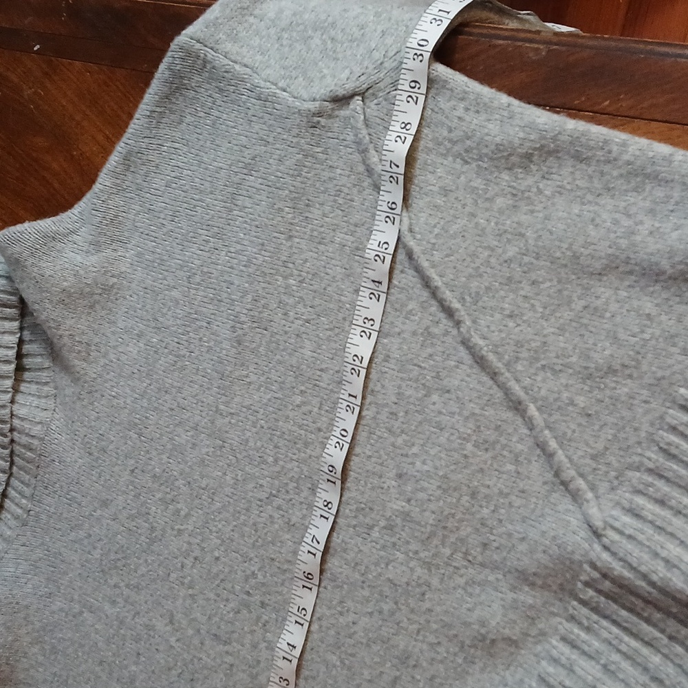 H&M Oversized Sweater - Picture 5 of 7